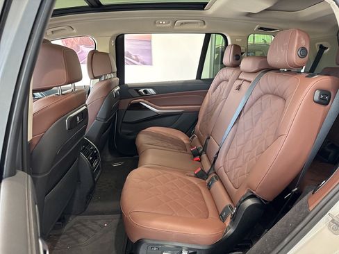 Certified 2025 BMW X7 xDrive40i w/ Premium Package image 33