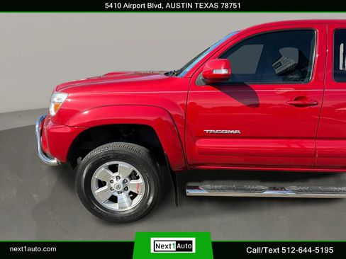 Used 2014 Toyota Tacoma PreRunner w/ TRD Sport Package image 12
