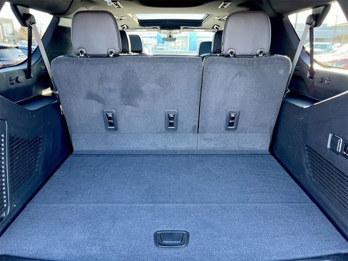 Used 2021 Chevrolet Suburban High Country image 21