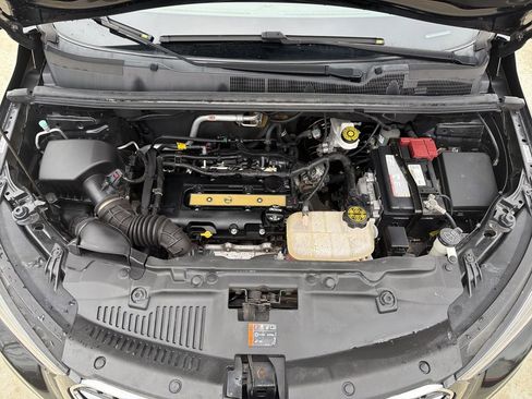 Used 2018 Buick Encore Essence image 11