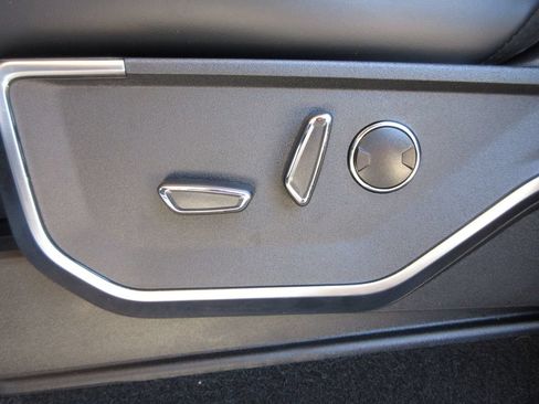 Used 2023 Ford F150 Raptor AWD/4WD image 15