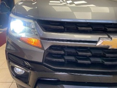 Used 2021 Chevrolet Colorado LT w/ Safety Package RWD image 10