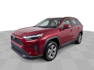 Used 2022 Toyota RAV4 XLE w/ Convenience Package video 1