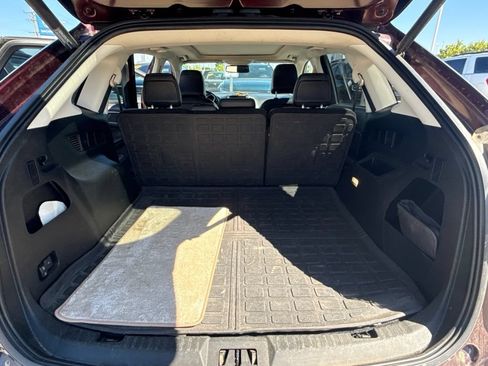 Used 2022 Ford Edge SEL w/ Convenience Package AWD/4WD image 11