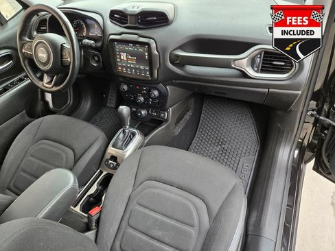 Used 2022 Jeep Renegade Latitude w/ Convenience Group AWD/4WD image 21