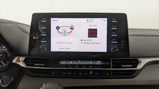 Used 2023 Toyota Sienna XLE AWD/4WD image 28