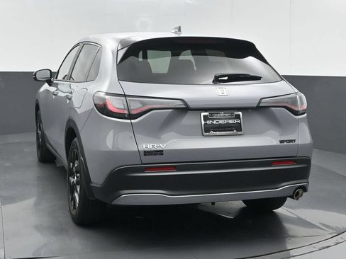 Used 2025 Honda HR-V Sport image 6
