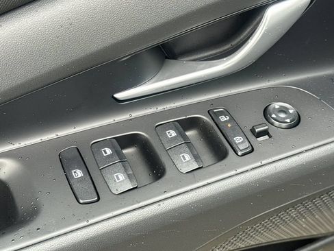 New 2026 Hyundai Elantra Limited FWD image 11