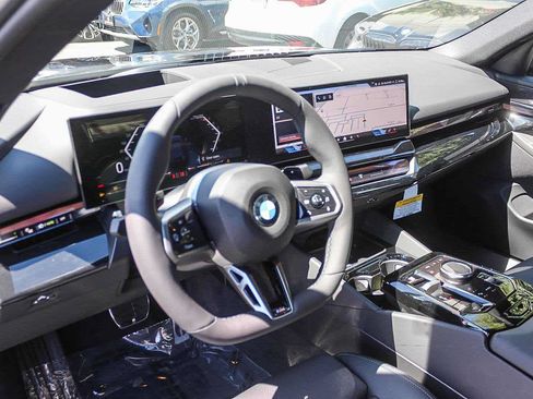 New 2027 BMW 530i RWD image 16