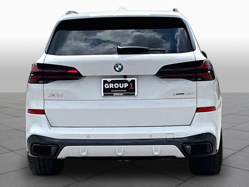 Used 2026 BMW X5 xDrive40i w/ M Sport Package AWD/4WD image 4