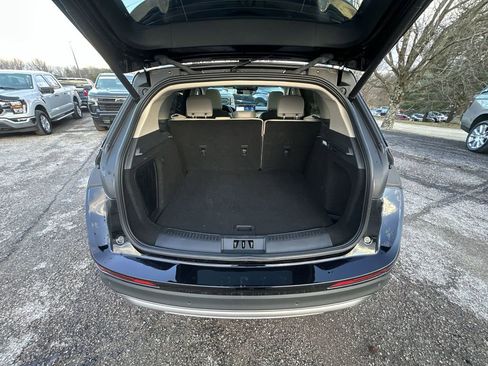 Used 2025 Lincoln Corsair FWD w/ Equipment Group 101A image 24