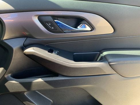 Used 2022 Chevrolet Traverse Premier w/ Redline Edition image 22