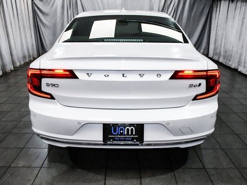 Used 2023 Volvo S90 B6 Ultimate w/ Protection Package image 5