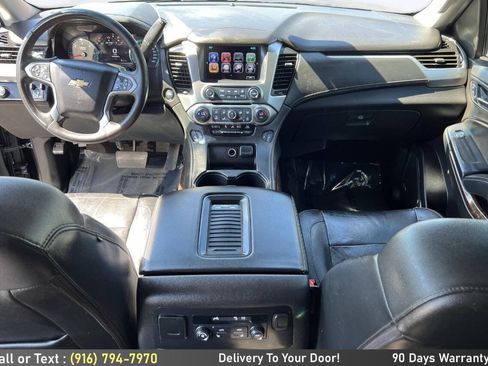 Used 2017 Chevrolet Suburban LT w/ Luxury Package RWD image 17