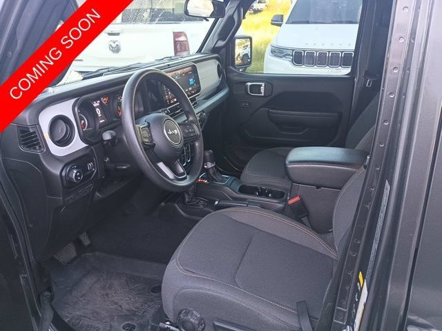 Certified 2024 Jeep Gladiator Sport AWD/4WD image 8