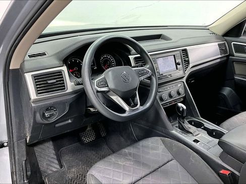 Used 2021 Volkswagen Atlas S w/ MDO Package (Bench Seat) image 16