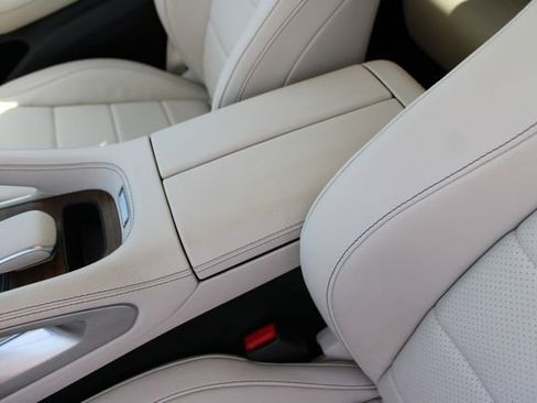 Used 2022 Mercedes-Benz GLE 350 4MATIC image 22