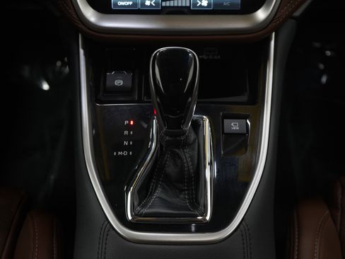 Used 2024 Subaru Outback Touring XT w/ Popular Package #2 image 17