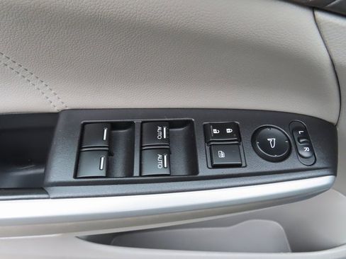 Used 2010 Honda Accord EX-L image 23