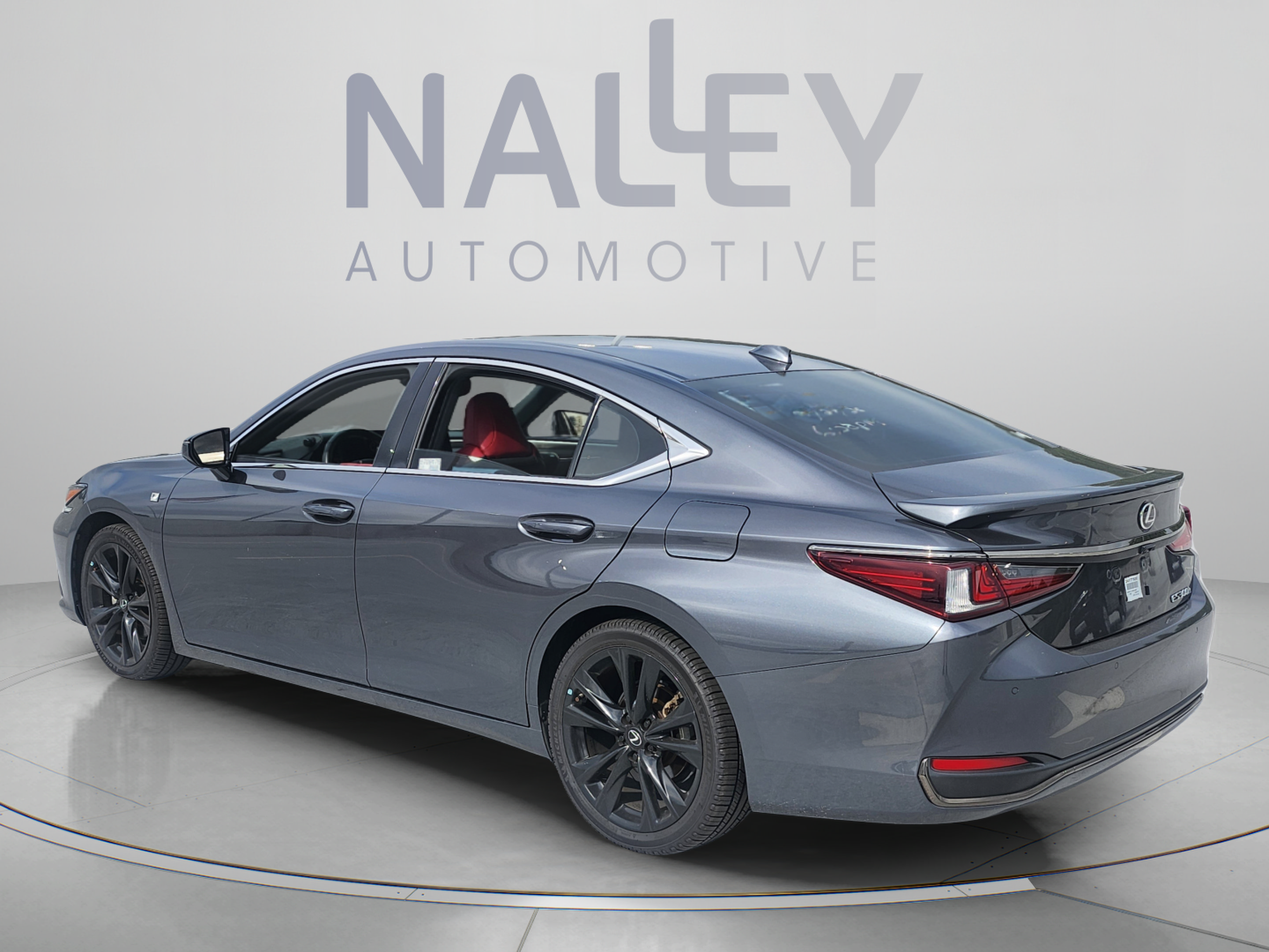 Used 2024 Lexus ES 300h F Sport w/ Accessory Package (Z2) FWD image 3
