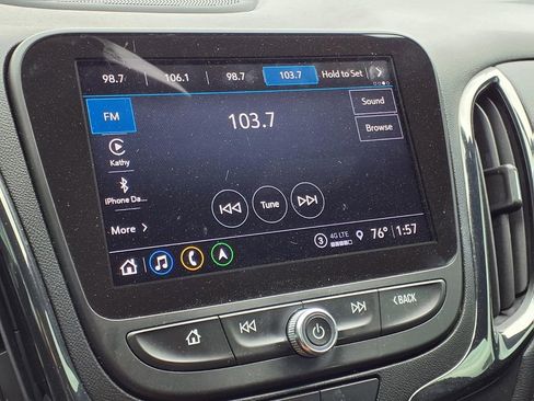 Used 2022 Chevrolet Equinox RS w/ RS Leather Package image 12