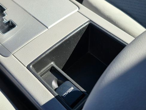 Used 2007 Toyota Camry LE image 32