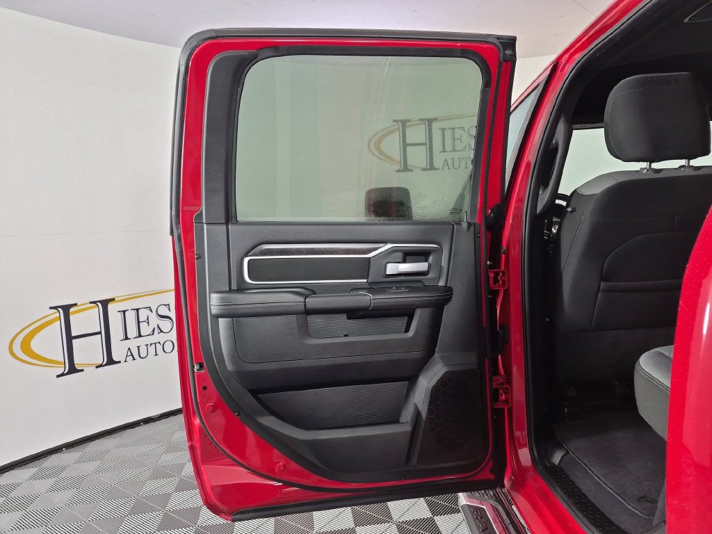 Used 2024 RAM 2500 Big Horn w/ Level 2 Equipment Group AWD/4WD image 27