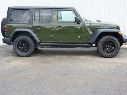 Used 2020 Jeep Wrangler Unlimited Sport AWD/4WD image 2