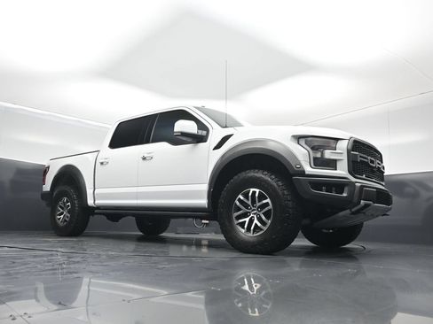 Used 2018 Ford F150 Raptor w/ Equipment Group 802A Luxury AWD/4WD image 3