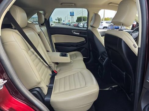 Used 2024 Ford Edge SEL AWD/4WD image 17