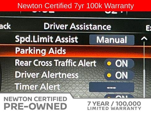 Used 2024 Nissan Pathfinder SL AWD/4WD image 11