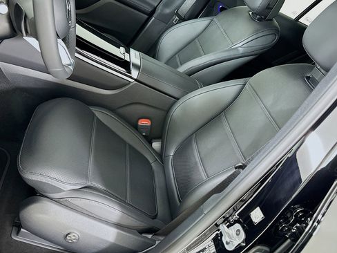 New 2026 Mercedes-Benz GLC 300 image 19