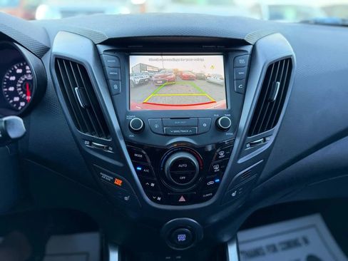 Used 2016 Hyundai Veloster Turbo w/ Option Group 04 image 40