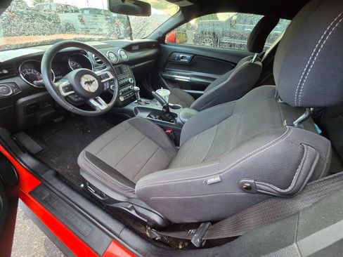 Used 2016 Ford Mustang Coupe w/ Equipment Group 051A RWD image 8
