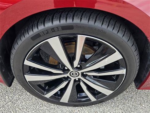Used 2021 Nissan Altima 2.5 SR image 16