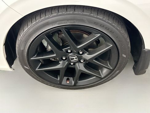 Used 2024 Honda Civic Sport image 11