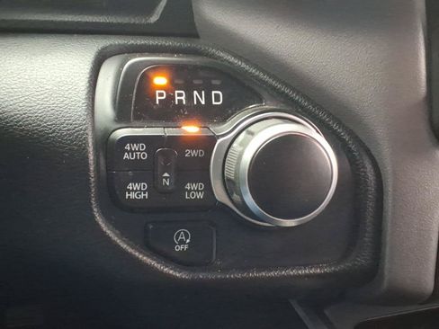 Used 2022 RAM 1500 Big Horn AWD/4WD image 18