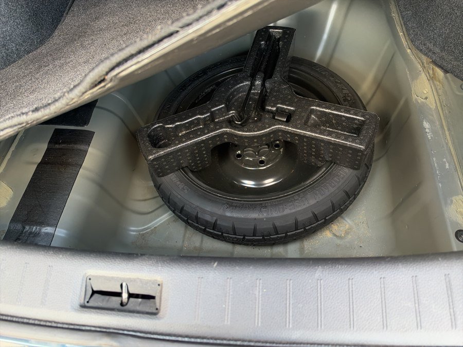Used 2017 Nissan Sentra SL FWD image 36