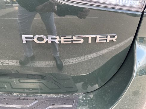 Used 2023 Subaru Forester Premium image 25