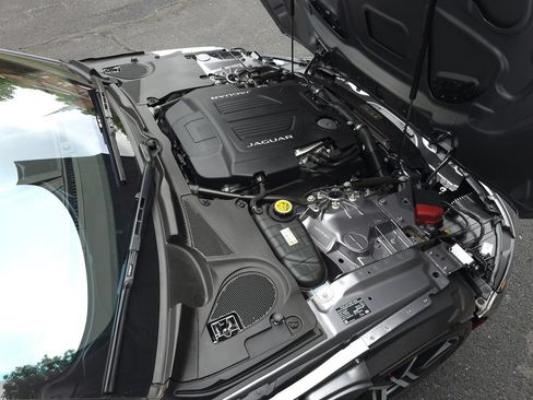 Used 2023 Jaguar F-TYPE R AWD/4WD image 47