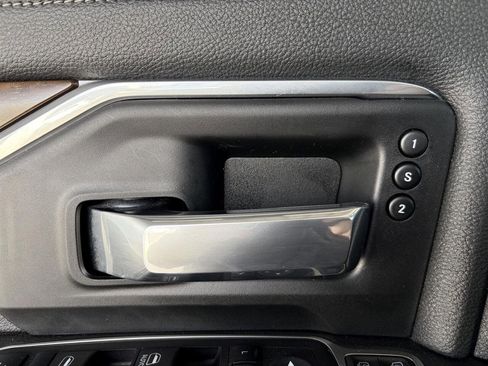 Used 2024 RAM 2500 Laramie w/ Safety Group image 12