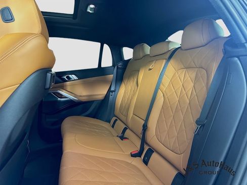 Used 2023 BMW X6 xDrive40i w/ M Sport Package image 27