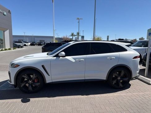 Used 2022 Jaguar F-PACE SVR AWD/4WD image 3