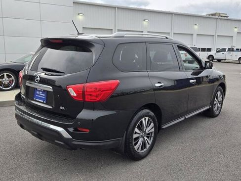 Used 2018 Nissan Pathfinder SL FWD image 5