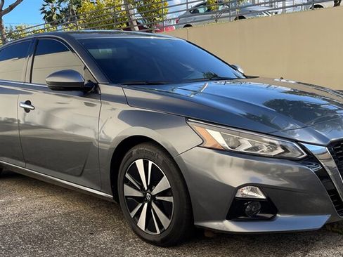 Used 2019 Nissan Altima 2.5 SL FWD image 6