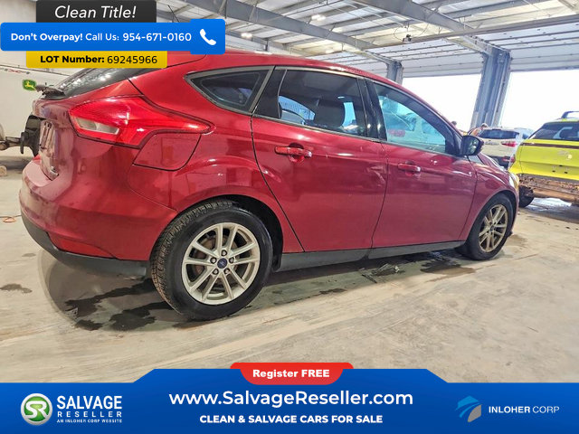 Used 2015 Ford Focus SE FWD image 4