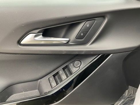 New 2026 Chevrolet Equinox LT w/ Safety and Technology Package AWD/4WD image 9