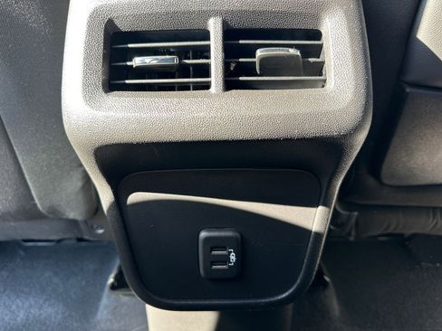 Used 2019 GMC Terrain SLE w/ Driver Convenience Package image 14