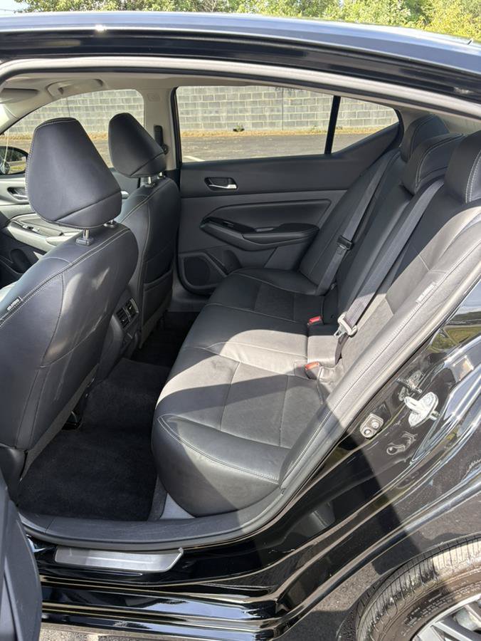 Used 2023 Nissan Altima 2.5 SL AWD/4WD image 10