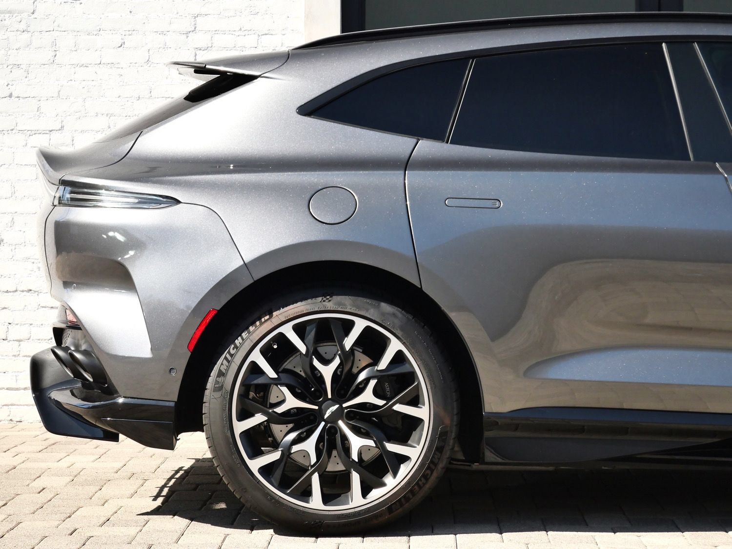 Used 2023 Aston Martin DBX 707 AWD/4WD image 25